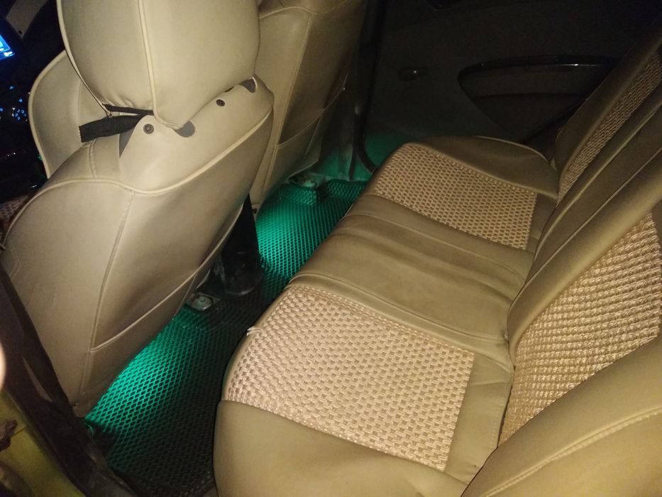 Spark variantga sotiladi