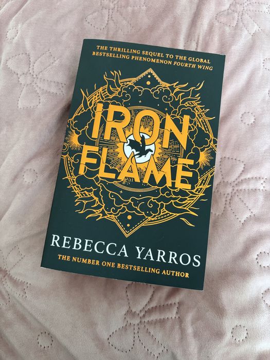 Продавам чисто нови книги