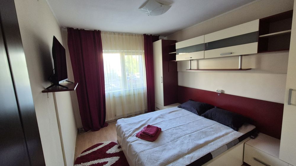 Chirie aparate cu 3 camere complet utilat