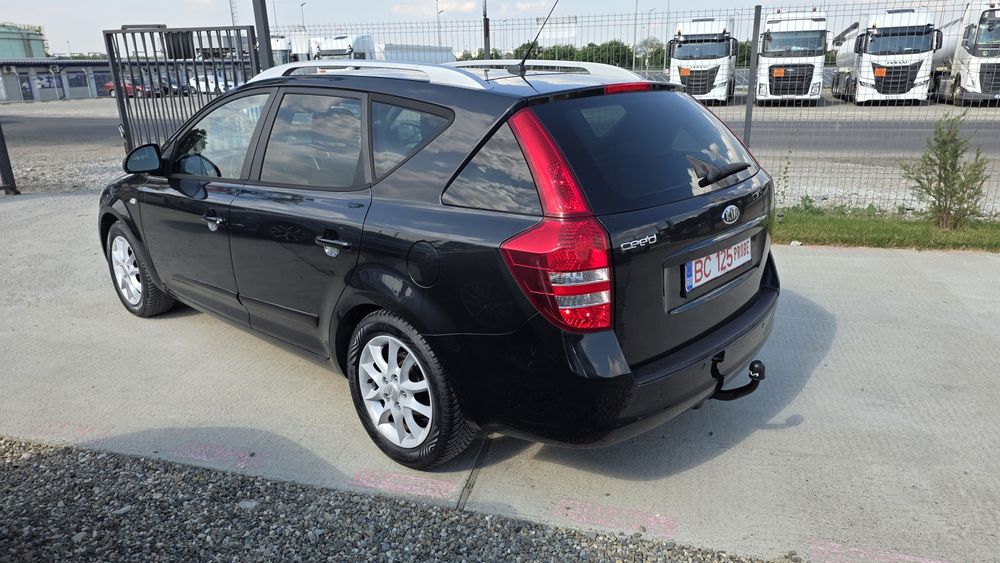 KIA Ceed 2010 — imagine 3