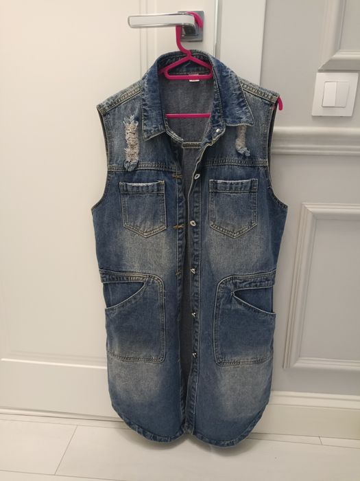 Продам ж и л е т к у