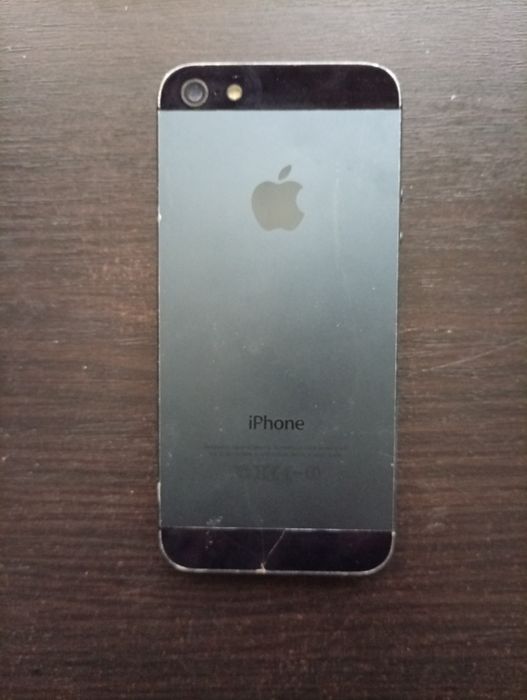 Продам б/у телефоны