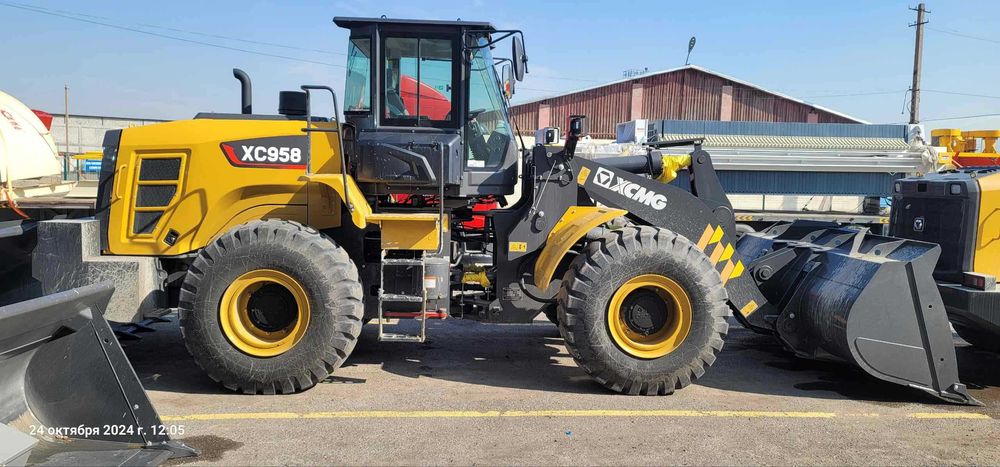 XCMG XC 958 3.2 куб и 3.5 куб