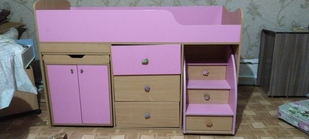 Детская кровать для девочек