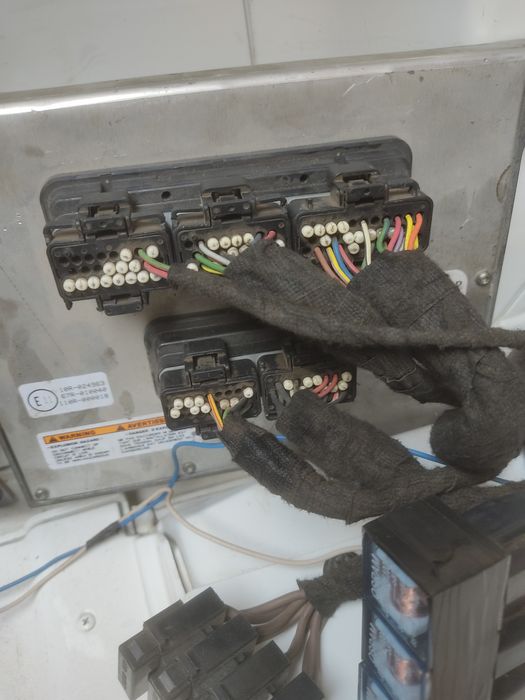 Вызов хизмати, диагностика ва прошивка  HOWO, Yutong