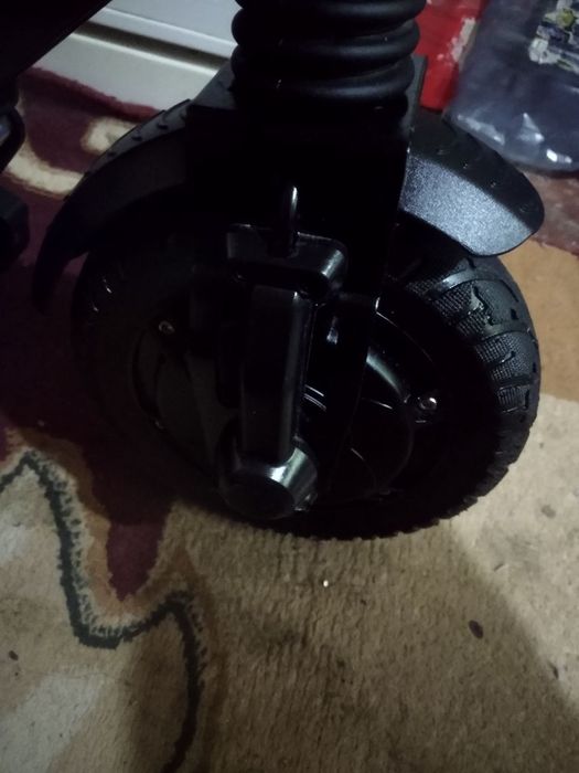 Hiper Triumph M85s Самокат