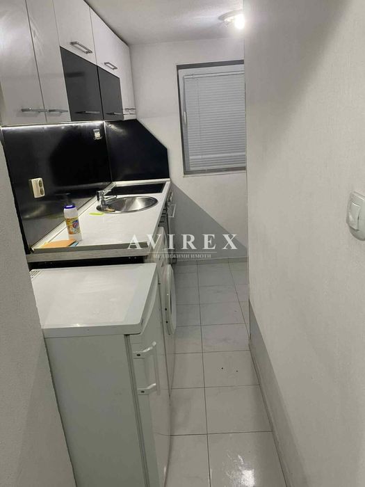 Дава се под наем Двустаен апартамент в Пловдив, Център - 50 кв.м за 280.5 € - Снимка #1