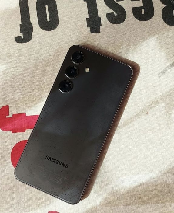 Обменяю Samsung S24