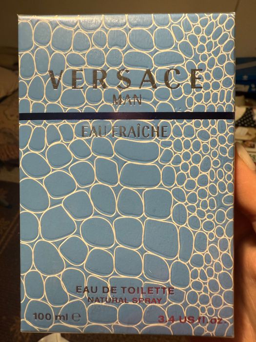 Versace Man Eau Fraîche Eau de Toilette – 100 ml, чисто нов, запечатан
