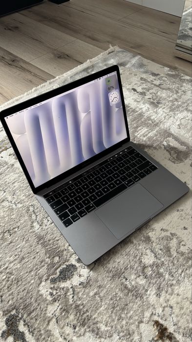 Macbook Pro, 13-inch, 2019