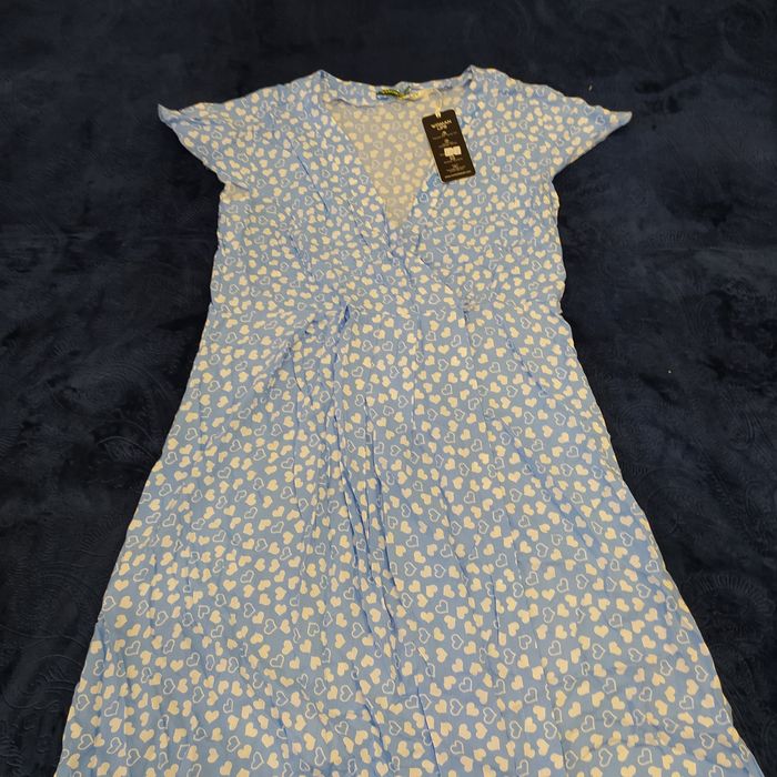 Продам платье новое 46р