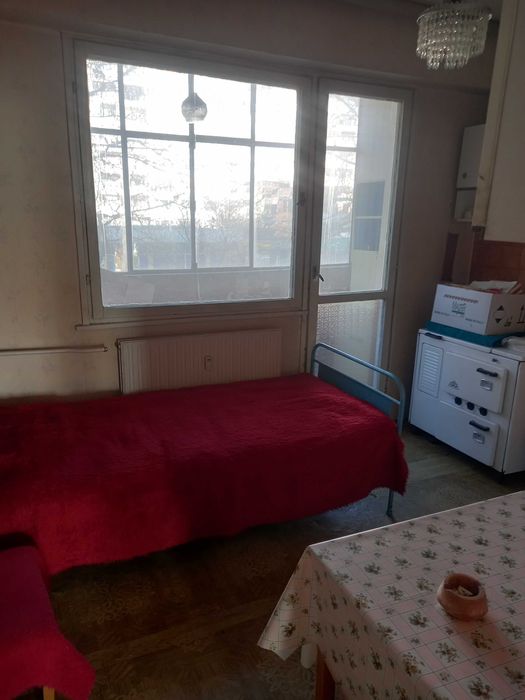 Продава се Тристаен апартамент в Перник, Изток - 88 кв.м за 1194 €/кв.м - Снимка #1