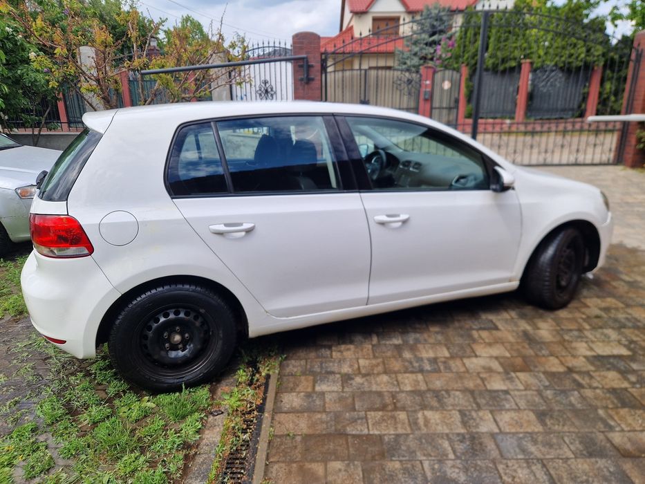 VOLKSWAGEN Golf 2012 — imagine 2