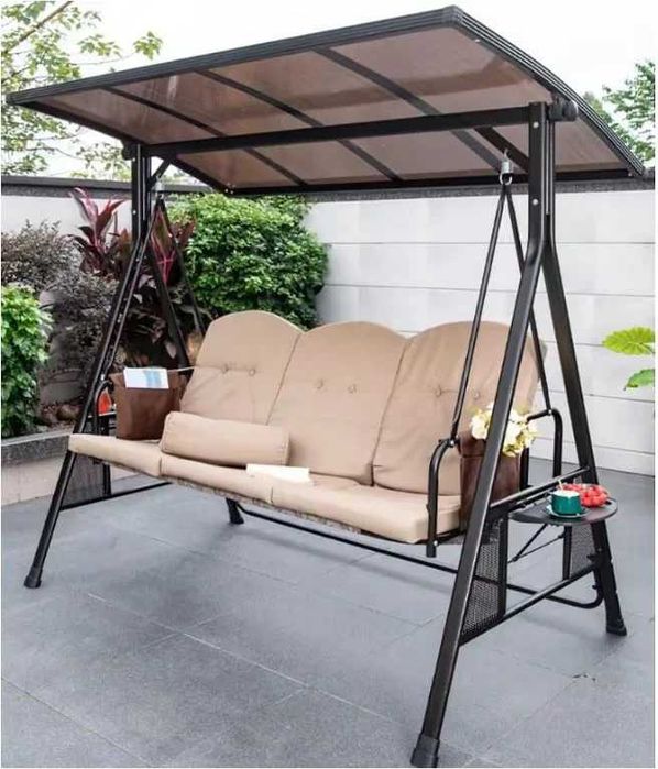 Садовая качеля с навесом на 3 места – комфорт и стиль на вашей террасе