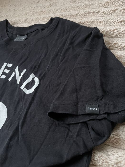 Defend Paris интересна тениска размер L