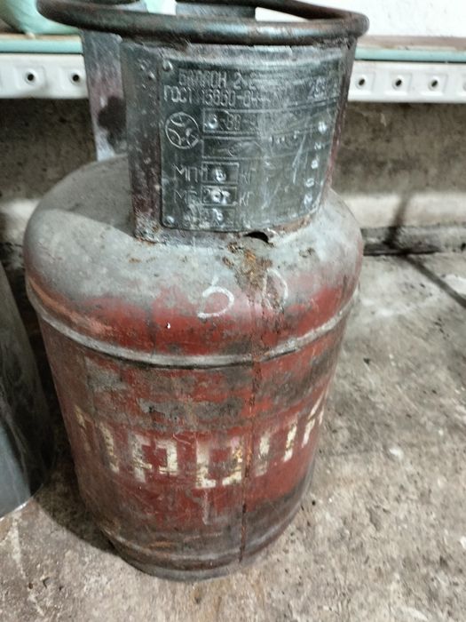 Баллон  газовый.