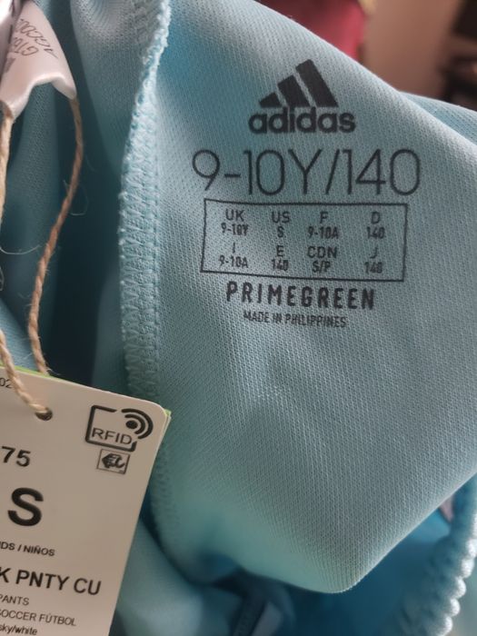 Vand pantalon de trening adidas