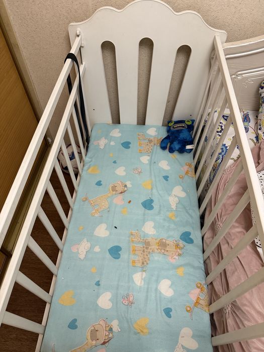 Продам детскую кроватку