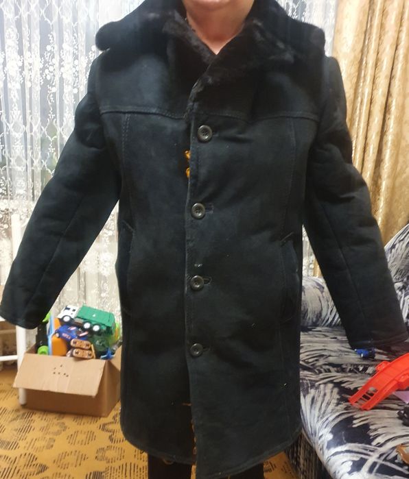 Продаю овчинный тулуп р 54