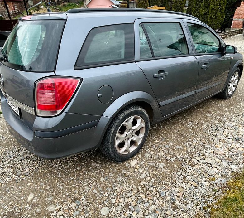 Opel Astra H -1.6 benzina