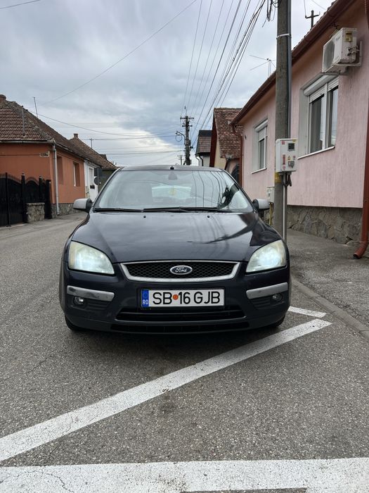 Vand sau schimb Ford Focus 2 1.8tdci