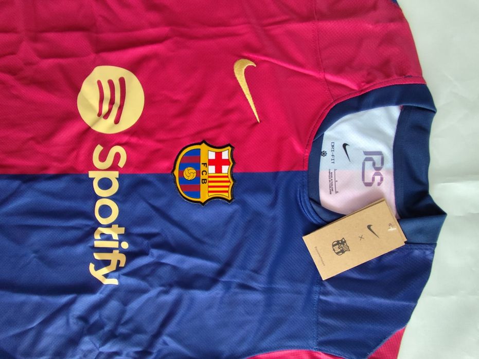 Tricou FCB Nike - Marimi diverse - Nou