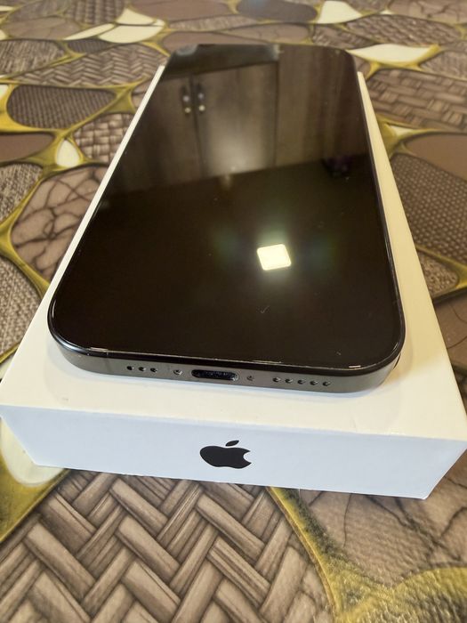 Iphone 16 pro Black Titanium
