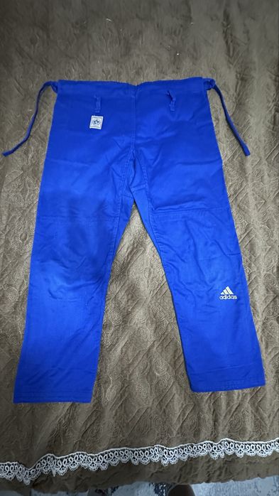 Продаю кимоно для дзюдо