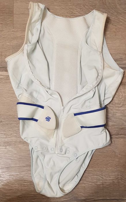 Стягащ колан-жилетка