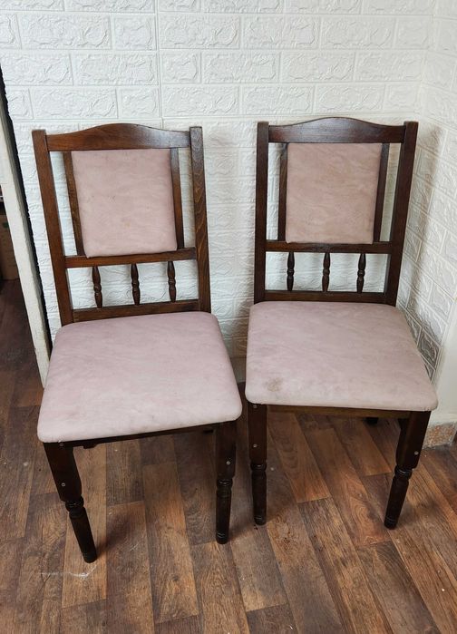 Дървени трапезни столове