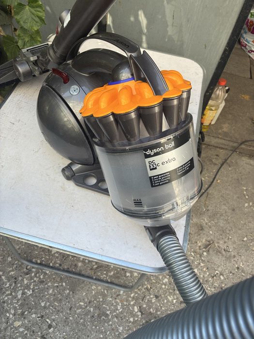 Dyson прахосмукачка много висок клас