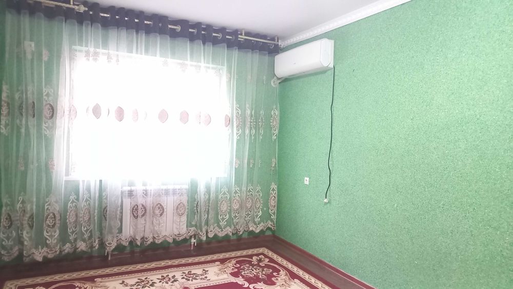 Yashil bozorga yaqin joydan xonadon ijaraga beriladi