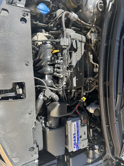 Продам киа рио 2016