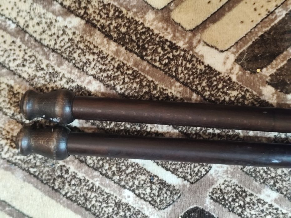 Дървен корниз бордо