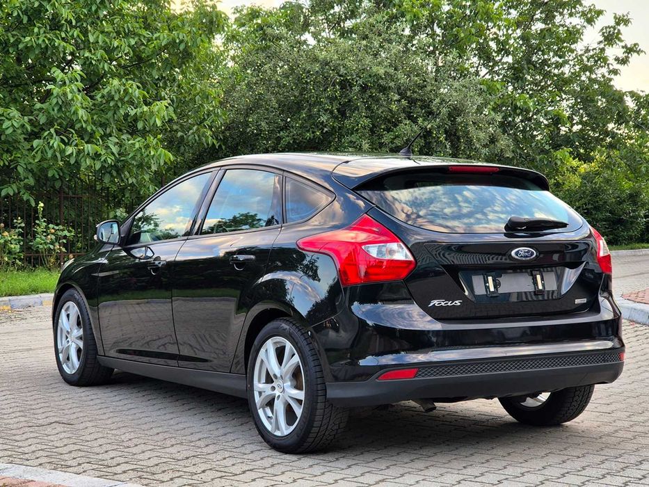 FORD Focus 2013 — imagine 2