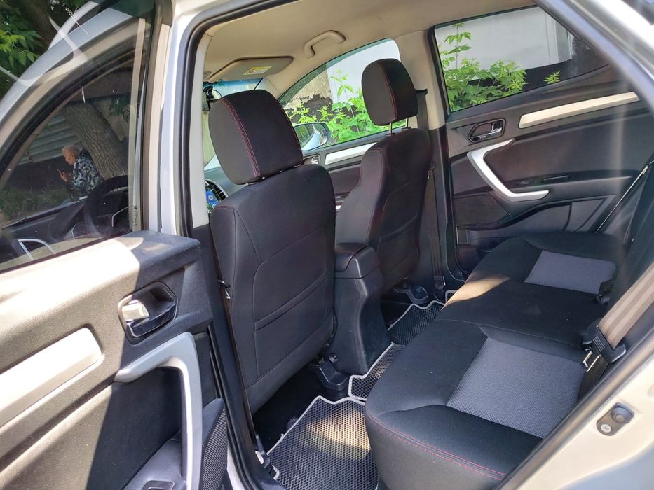 Продам кроссовер JAC S3