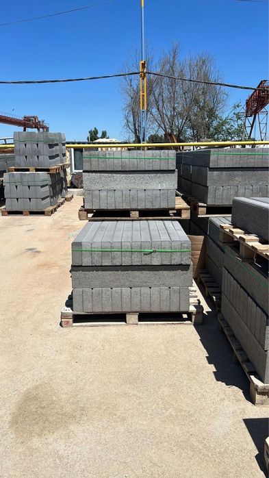 Поребрики бордюры