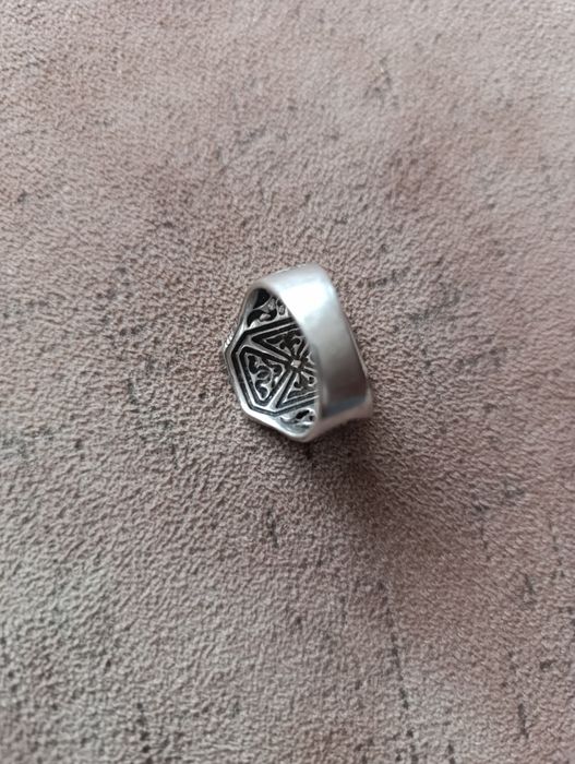 Продам перцин серебро б/у