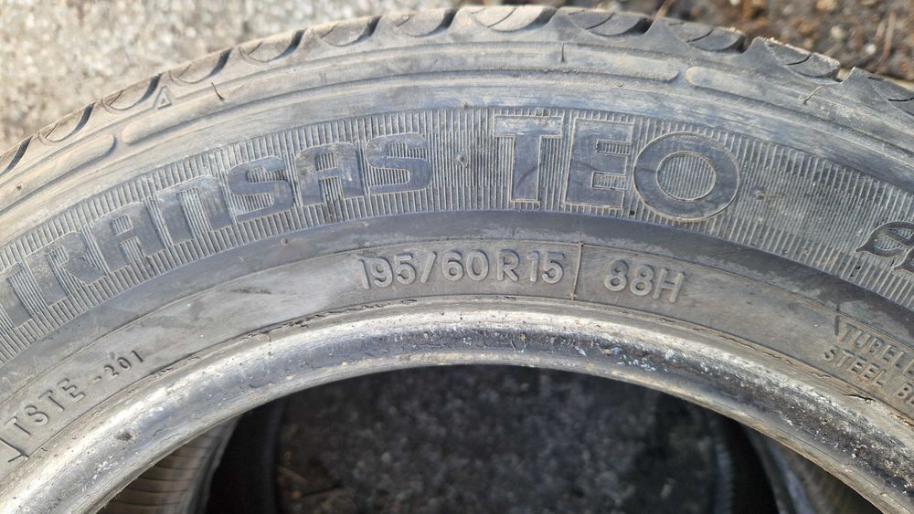 Две шины 195/60/15