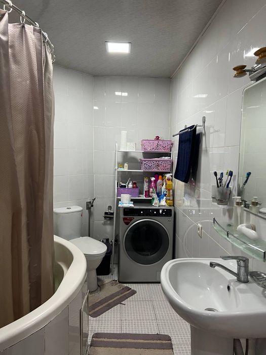 Квартира Сергели 6а 2 хона 3 хонали килинган 71 кв