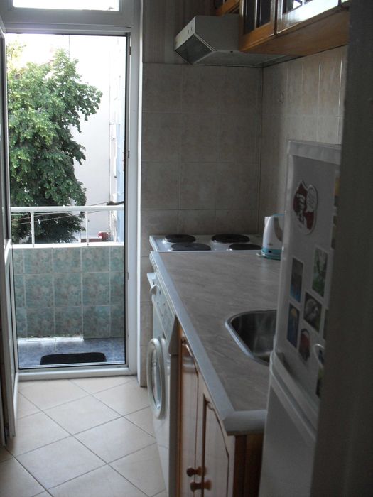 Дава се под наем Четиристаен апартамент в София, Център - 100 кв.м за 137700 € - Снимка #16