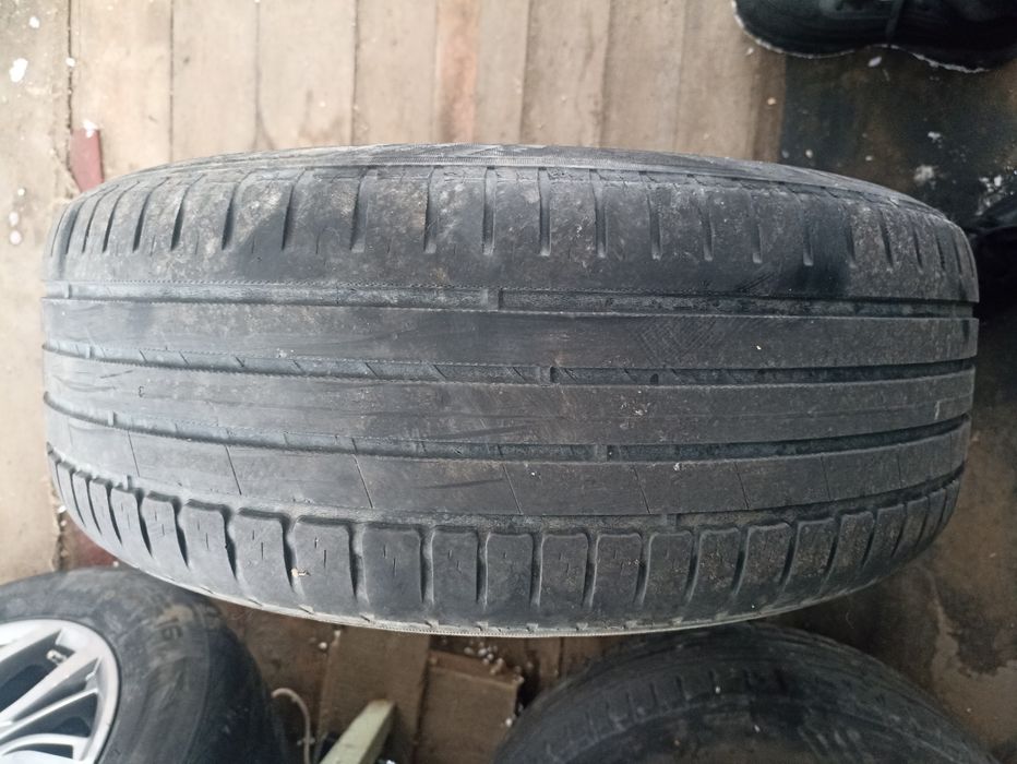 Продам диски с резиной в хорошем состоянии.