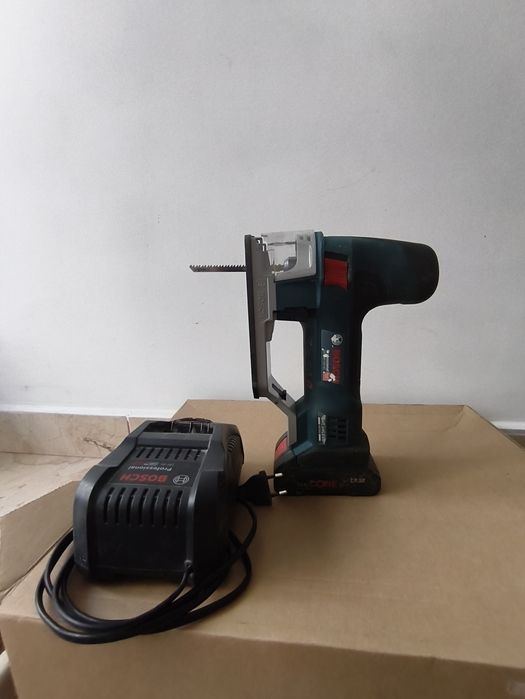 Vand fierăstrău pendular Bosch GST 18V-155 SC