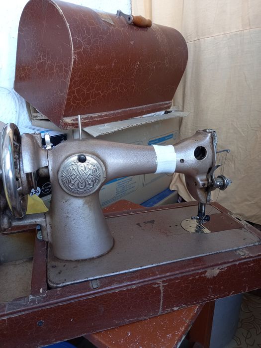 Швейная машинка  ручная