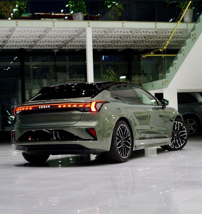 Zeekr 001 You Rest 2024