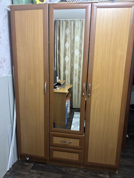 Шифоньер буу,состояние нормальное