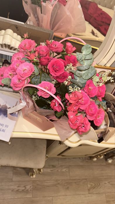 Продам свежие кустовые розы