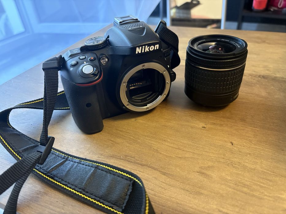 Aparat foto Nikon D5300+Obiectiv AF-P 18-55mm VR