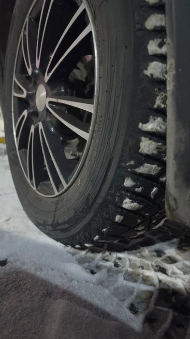 Продам диски с резиной R15