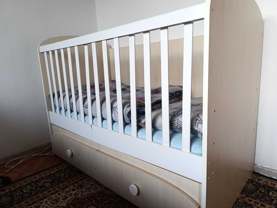 Детско бебешко легло/креватче 140/70 в много добро състояние